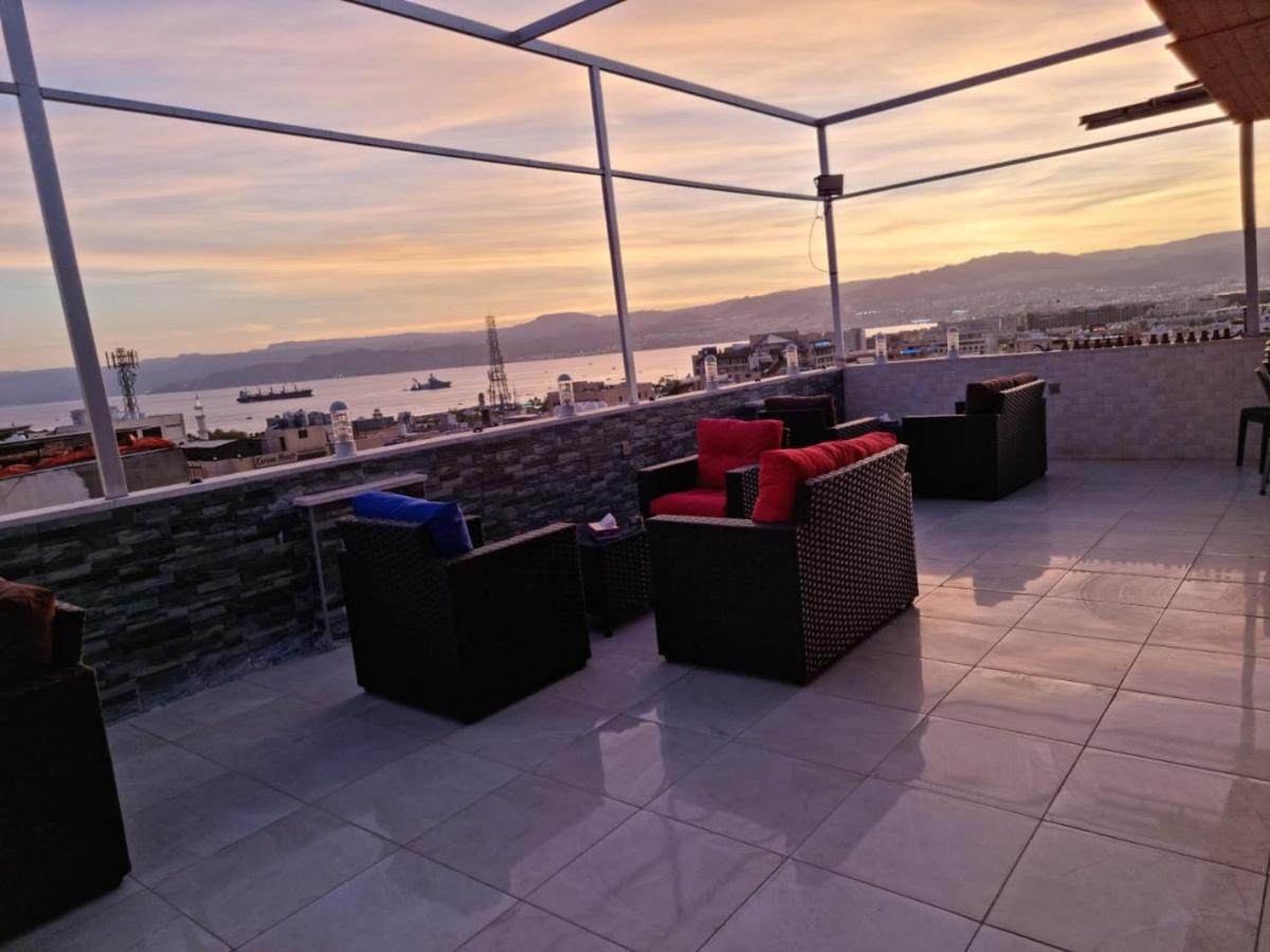 Hotel Zuwwar Aqaba Esterno foto