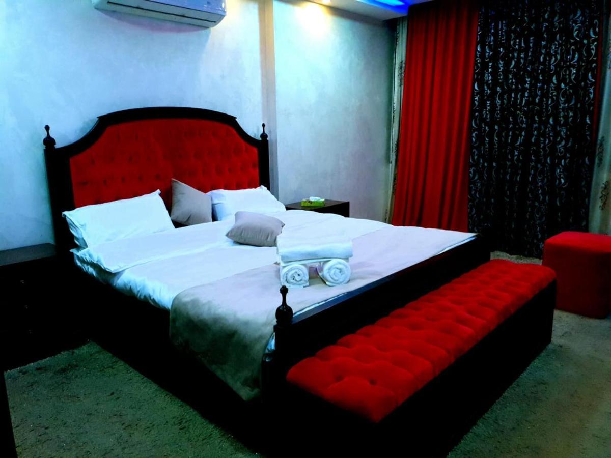 Hotel Zuwwar Aqaba Esterno foto