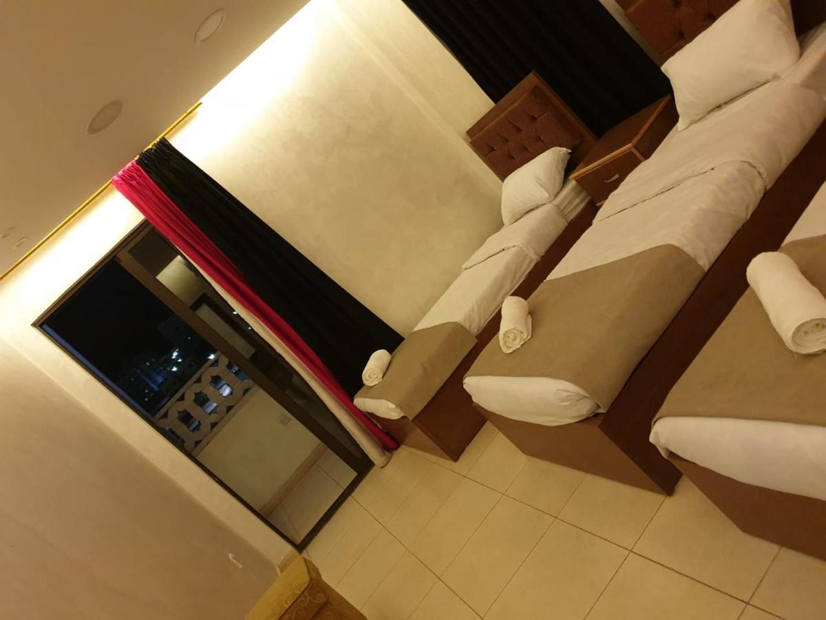 Hotel Zuwwar Aqaba Esterno foto