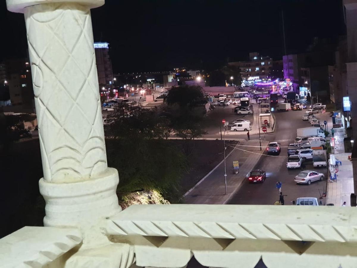 Hotel Zuwwar Aqaba Esterno foto